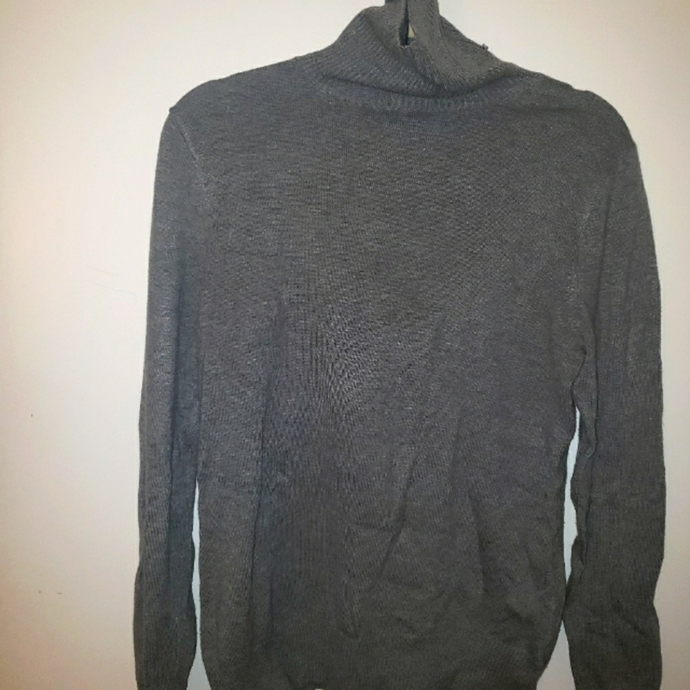 Gray turtleneck - M